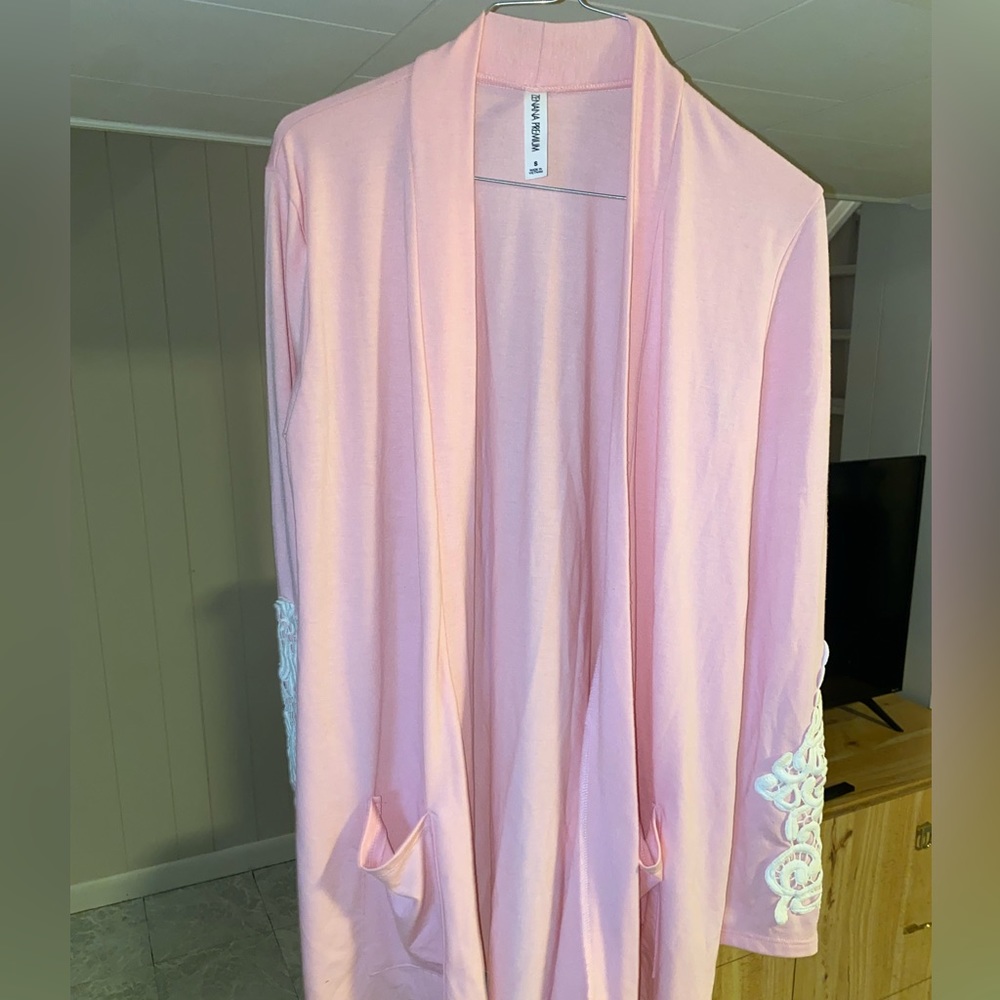 Pink flowy Cardigan with pockets